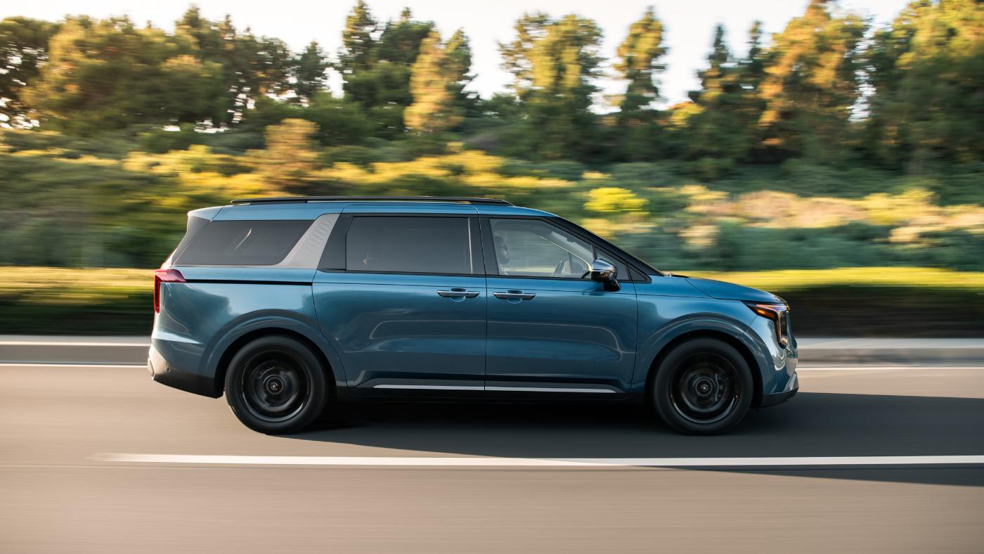 Kia Carnival Hybrid HEV 417