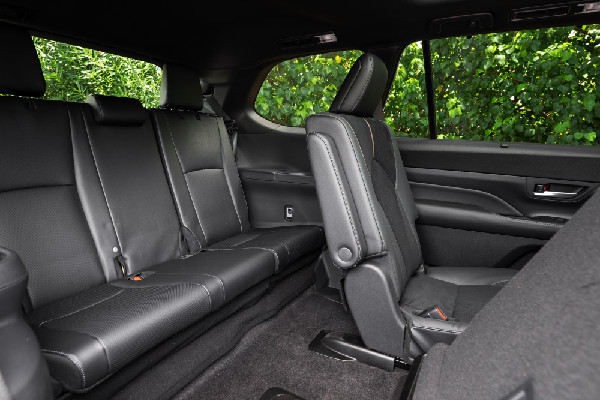 2026 Toyota Highlander Interior Seating Platinum