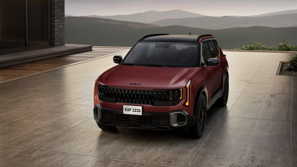 2027 Kia Seltos Red Color Trim GT